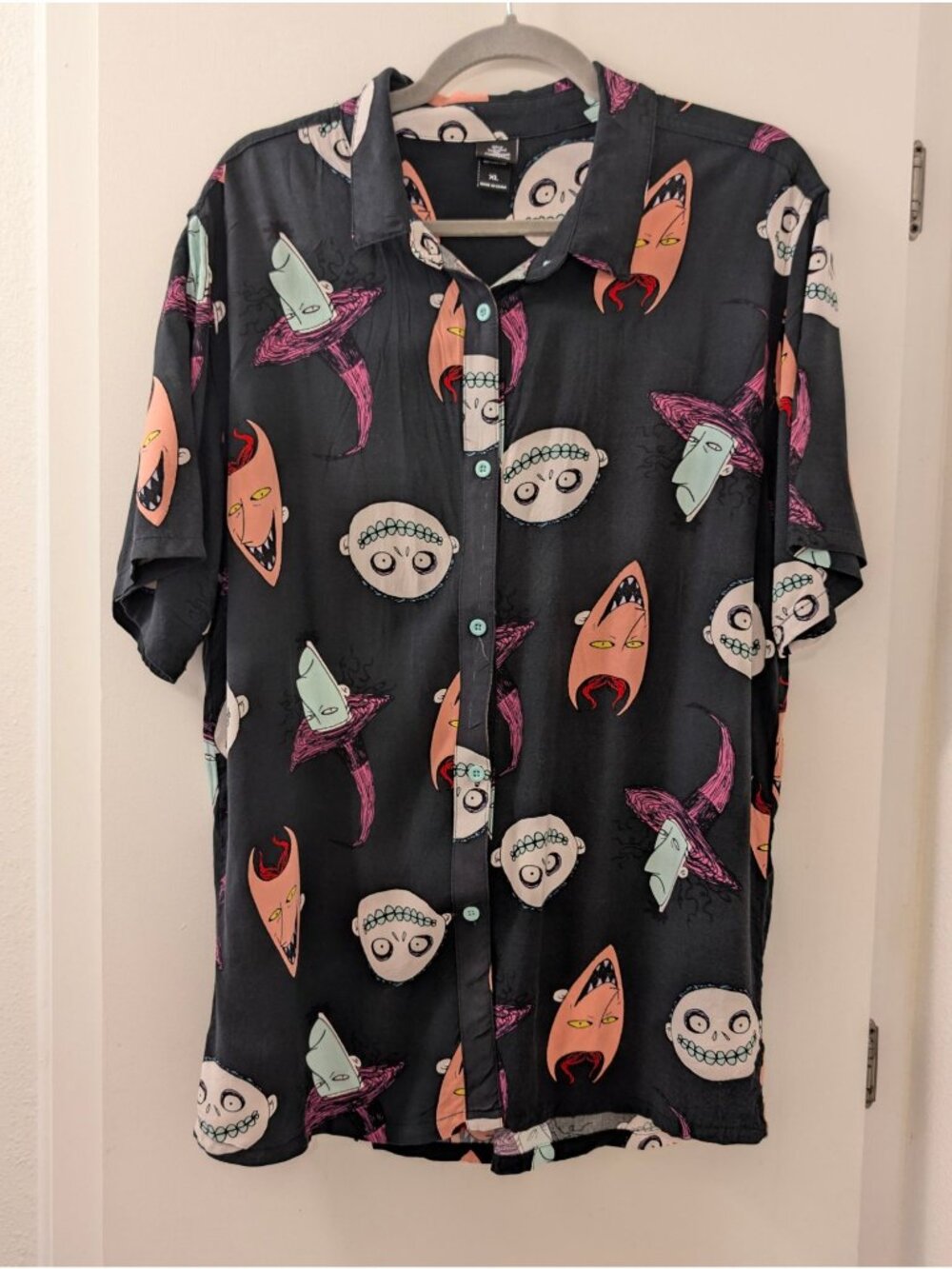 Disney Tim Burtons The Nightmare Before Christmas Button-Up Shirt XL Rayon Black